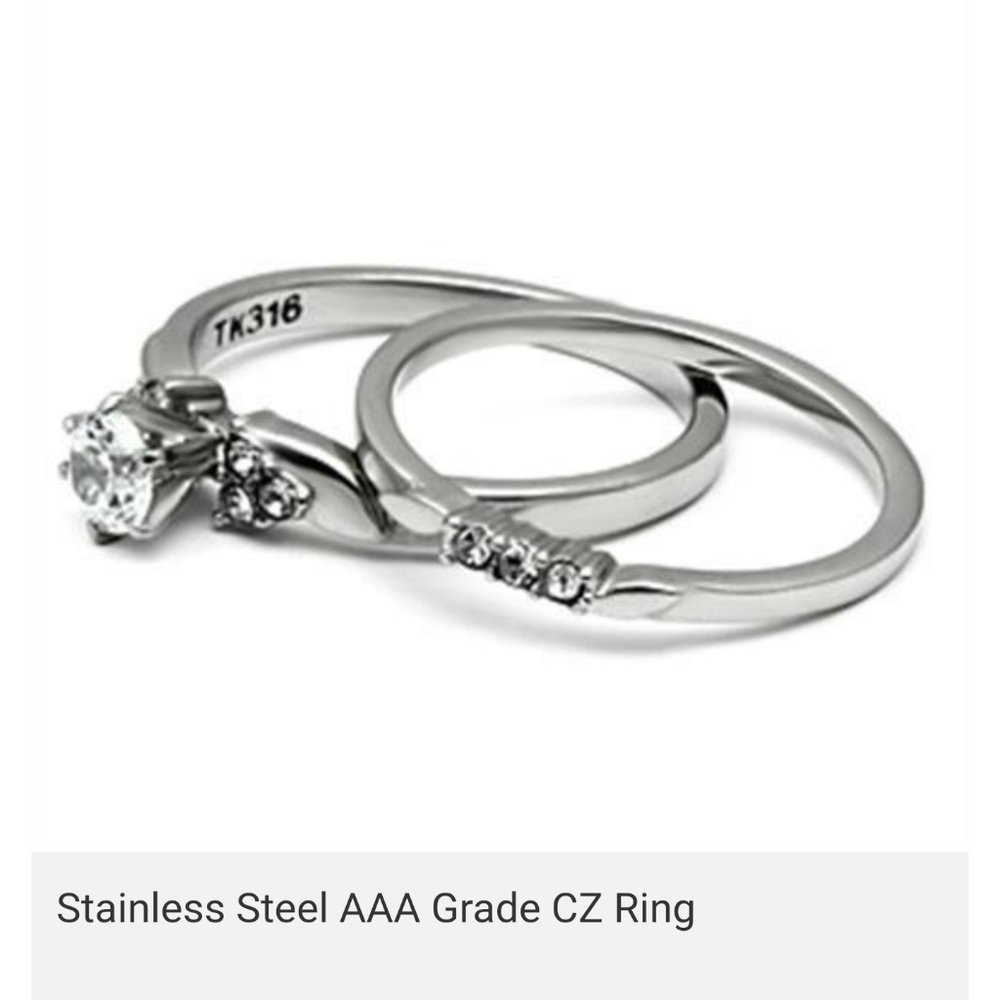 Women's ring - Picture 2 of 2